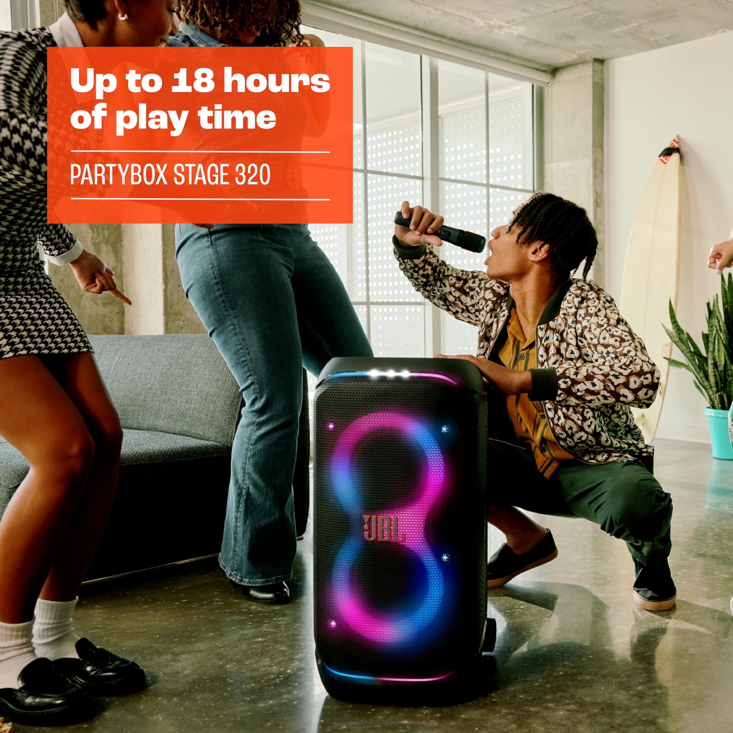 Enceinte portable Partybox Stage 320 avec son JBL Pro éclairage LED roulettes poignée télescopique et autonomie 18 h