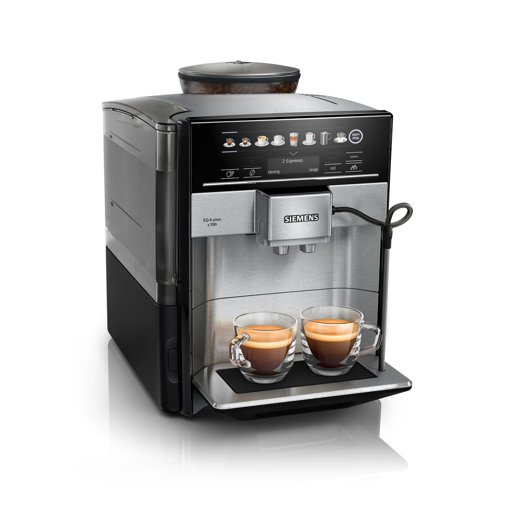 Kaffeevollautomat EQ6 plus s700 mit Milchsystem und Keramikmahlwerk, 12 Getränke, automatische Milchsystem-Reinigung, Edelstahl