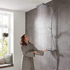 Duschsystem mit Thermostat Crometta E, Regendusche 240 x 240 mm und Handbrause mit 2 Strahlarten, inkl. Brausestange, Schlauch und Armatur, Chrom