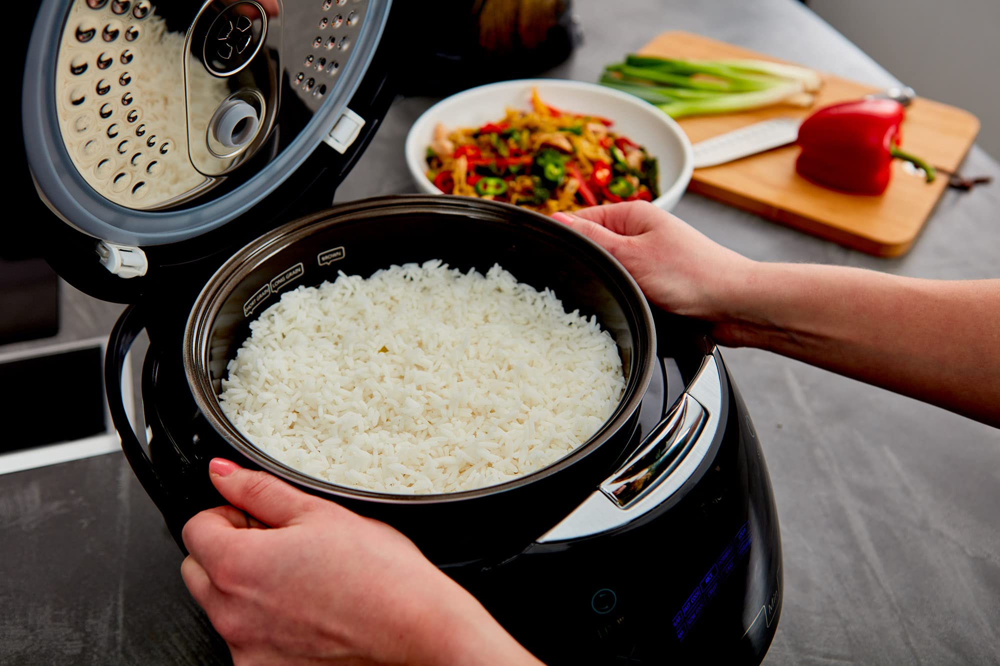 Cuiseur à riz intelligent Sakura 1,5L avec bol céramique 8 tasses logique floue avancée 6 fonctions de cuisson