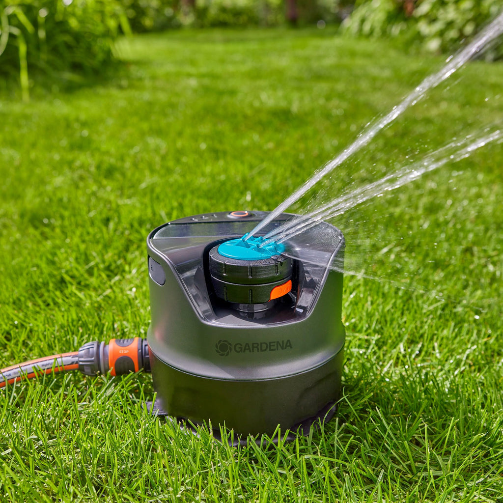 Bewässerungssystem AquaPrecise für Rasenflächen bis 320 m² solarbetrieben mit Bluetooth Konturregnerkopf FlowBalance Ventil Montageplatte