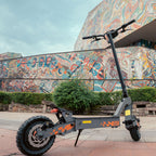 Trottinette électrique adulte G2 batterie 48V 15,6Ah autonomie 55 km pneus tubeless 10 pouces double suspension pliable