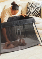 Lit parapluie portable pour bébé 040980 avec matelas inclus pliable léger 6 kg dimensions 113x80x60 cm