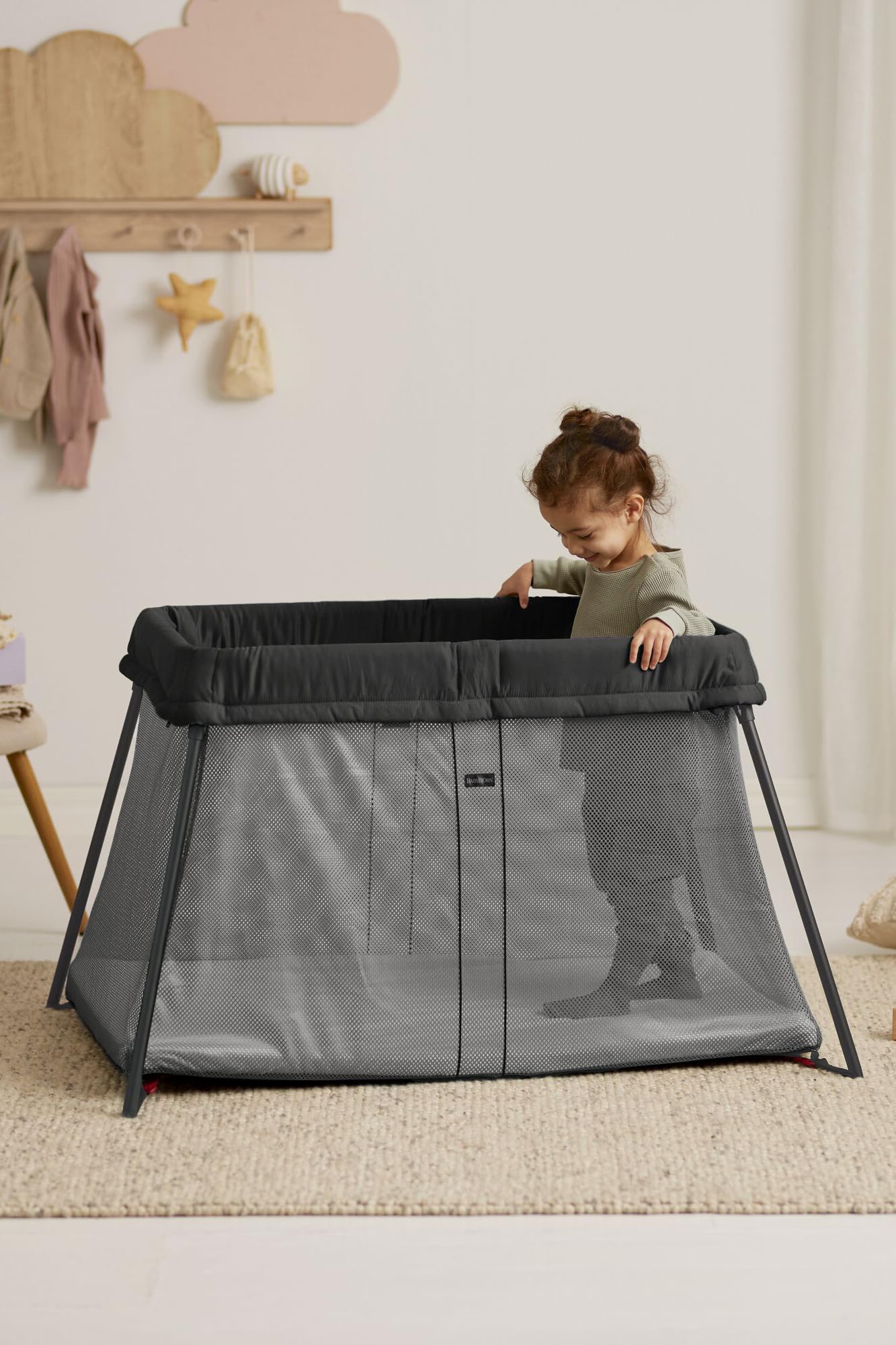 Lit parapluie portable pour bébé 040980 avec matelas inclus pliable léger 6 kg dimensions 113x80x60 cm