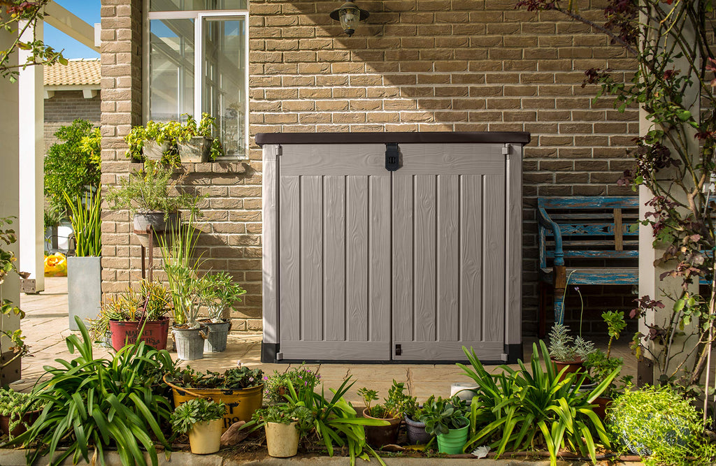 Abri poubelle extérieur 1200 litres en polypropylène imitation lattes de bois avec plancher porte verrouillable dimensions 145,5 x 82 x 123 cm
