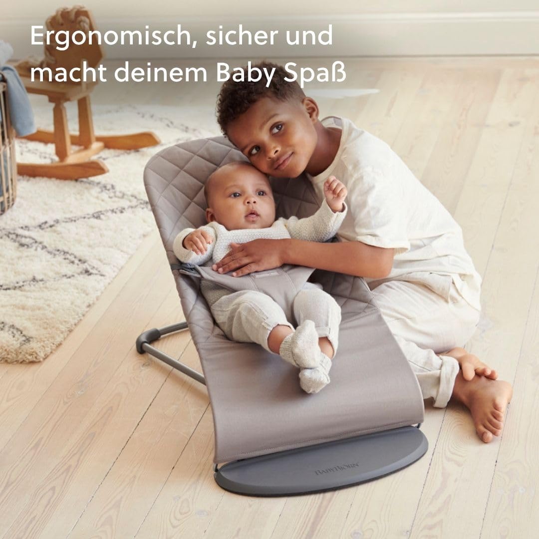 Babywippe Bliss ergonomisch 3,5–13 kg Sandgrau klassische Steppung natürliches Schaukeln 0–2 Jahre Stoff