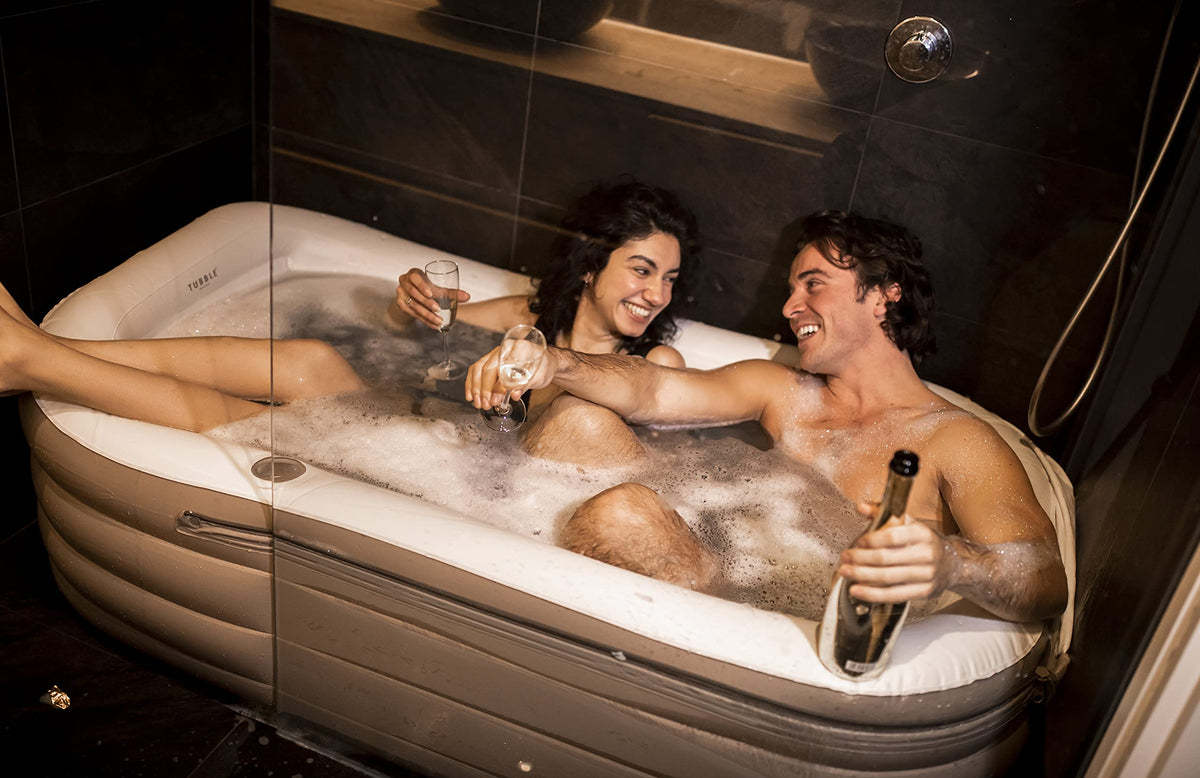 Aufblasbare Badewanne Royale für Erwachsene bis 188 cm, 255 Liter, faltbar für Indoor und Outdoor