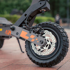 Trottinette électrique adulte G2 batterie 48V 15,6Ah autonomie 55 km pneus tubeless 10 pouces double suspension pliable