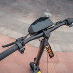Trottinette électrique adulte G2 batterie 48V 15,6Ah autonomie 55 km pneus tubeless 10 pouces double suspension pliable