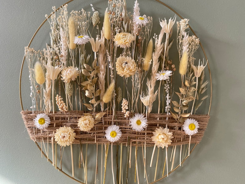 Anneau Floral Doré – Couronne Murale Fleurs Séchées Blanches & Blé