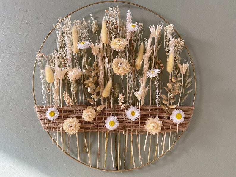 Anneau Floral Doré – Couronne Murale Fleurs Séchées Blanches & Blé