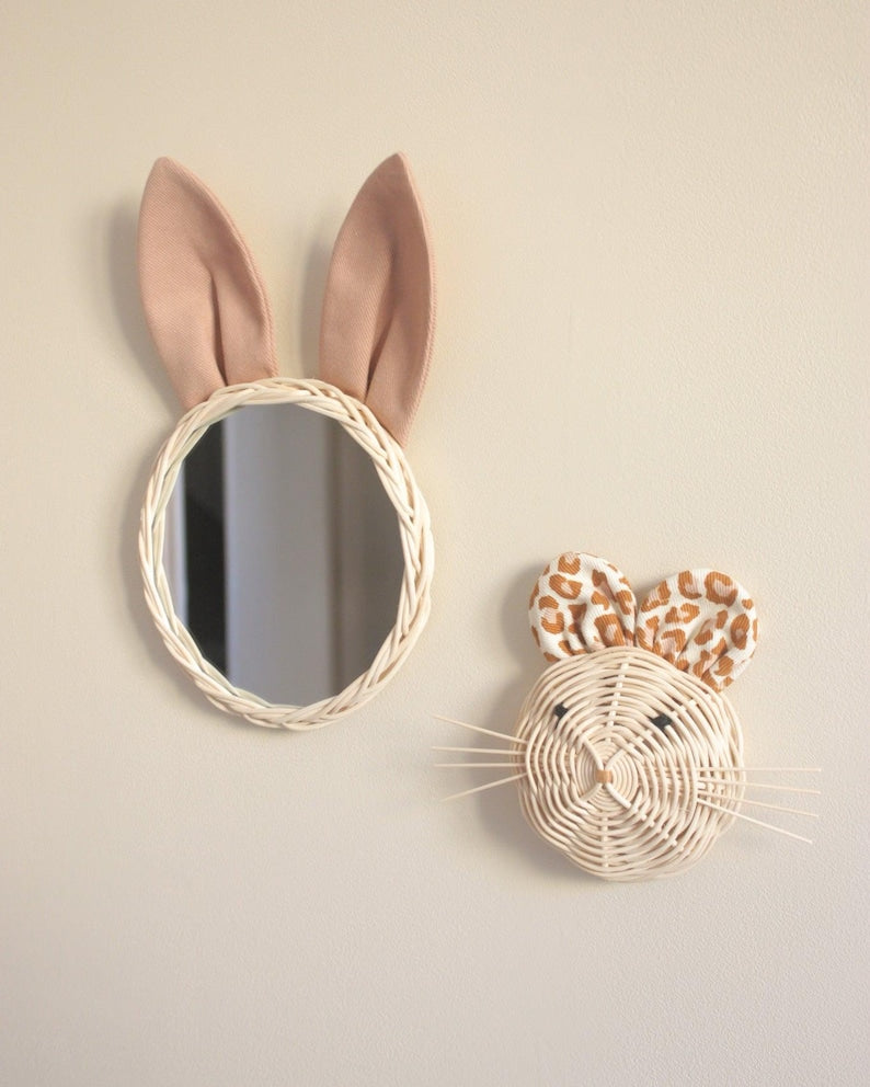 Trophée souris en rotin motif léopard, décoration murale 12x8 cm