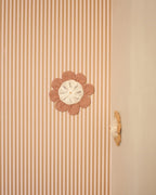 Grande fleur capucine en rotin et coton pour décoration murale 21 cm