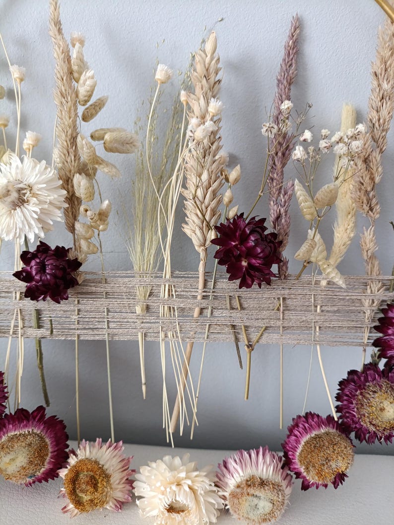 Tenture murale rustique en métal avec cordon de jute et fleurs de style ferme