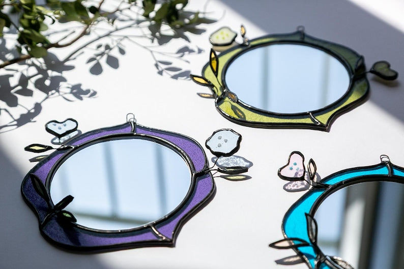 Petit Miroir Vertical en Vitrail Tiffany, 6 po., Motif Floral en Verre Fusionné