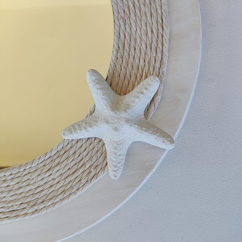 Miroir rond artisanal en bois naturel de style côtier avec étoile de mer, décoration nautique 39 cm