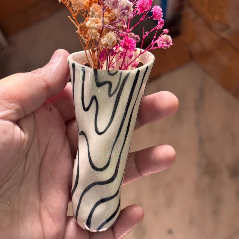 Vase mural en céramique à rayures ondulées 13-14 cm pour plantes succulentes