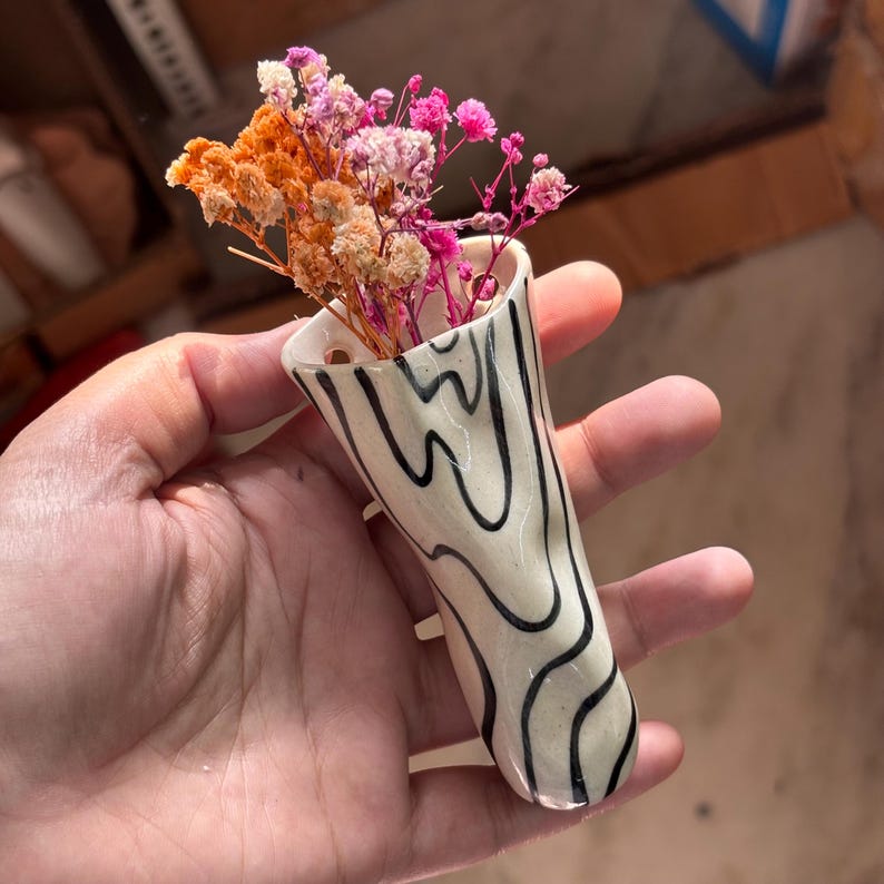 Vase mural en céramique à rayures ondulées 13-14 cm pour plantes succulentes