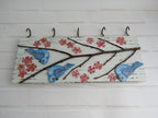 Porte-clés mural en bois avec oiseaux et fleurs de cerisier, 5 crochets, 25 x 10 cm