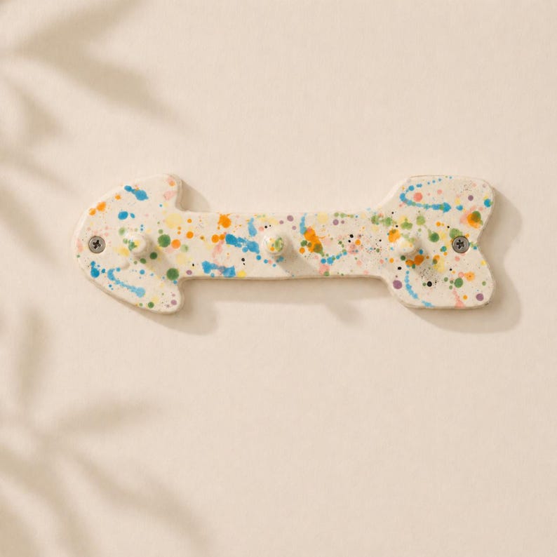 Crochet mural en céramique avec éclaboussures colorées, porte-clés flèche confettis, porte-manteau d'entrée éclectique, organisateur de chevilles