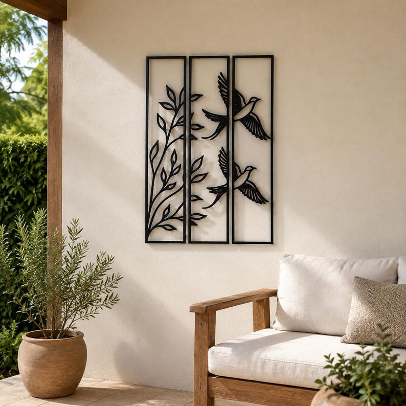 Handgefertigte Metallwandskulptur mit Kolibri- und Pflanzenmotiv, 3-teilig, pulverbeschichtet